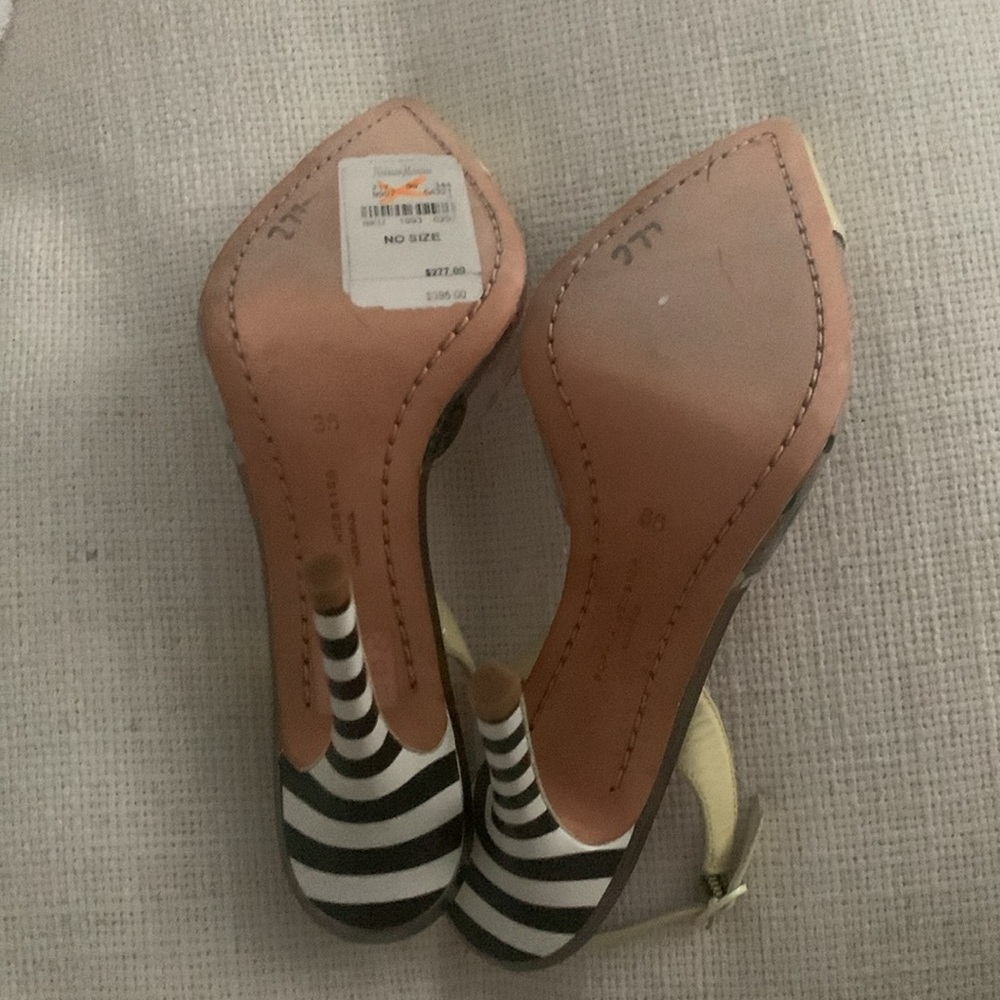 SOPHIA WEBSTER PVC Glitter Slingback Pumps• Size  36 / 6 • Mint/Rainbow NWT RARE - Picture 5 of 7